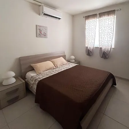 St Pauls Bay 2 Bedrooms Appartement